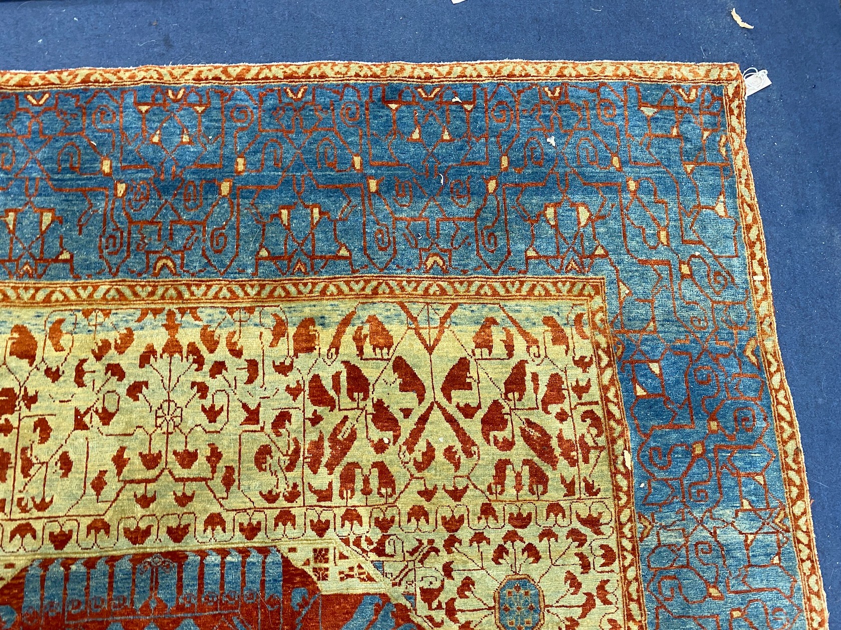 A modern Turkish Mamluk style carpet